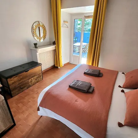 Le Barry Du Grand Chemin Bed & Breakfast 3*