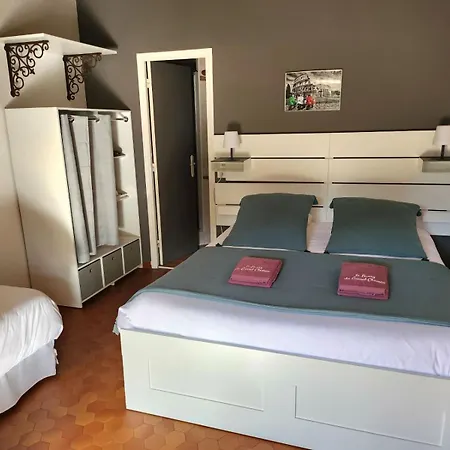 Le Barry Du Grand Chemin Bed and Breakfast Le Caylar