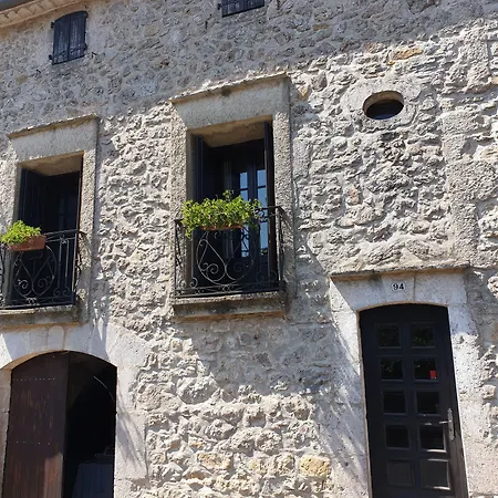 Le Barry Du Grand Chemin Bed and Breakfast Le Caylar
