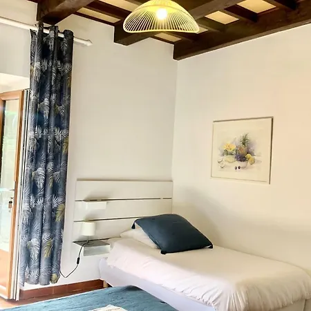 Bed and Breakfast Le Barry Du Grand Chemin 3*