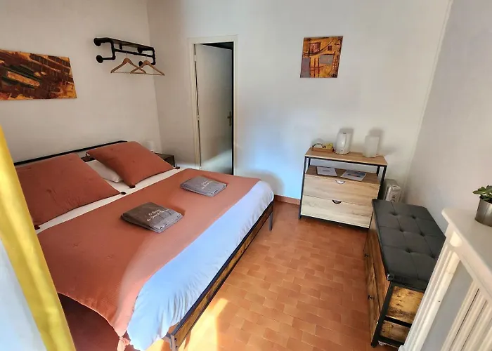 Le Barry Du Grand Chemin Bed and breakfast